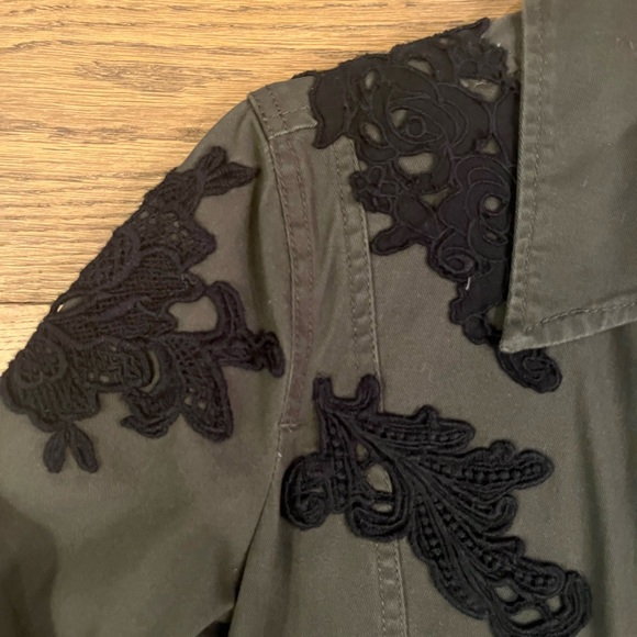Halogen Lace Detail Jacket - Picture 8 of 11
